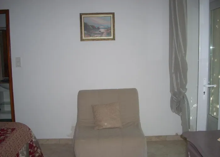 Demeure Traditionnelle En Pierre Avec Piscine Sartène